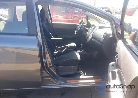 2016 Nissan Versa Note Sv z USA, uszkodzony, nr VIN 3N1CE2CP0GL366155